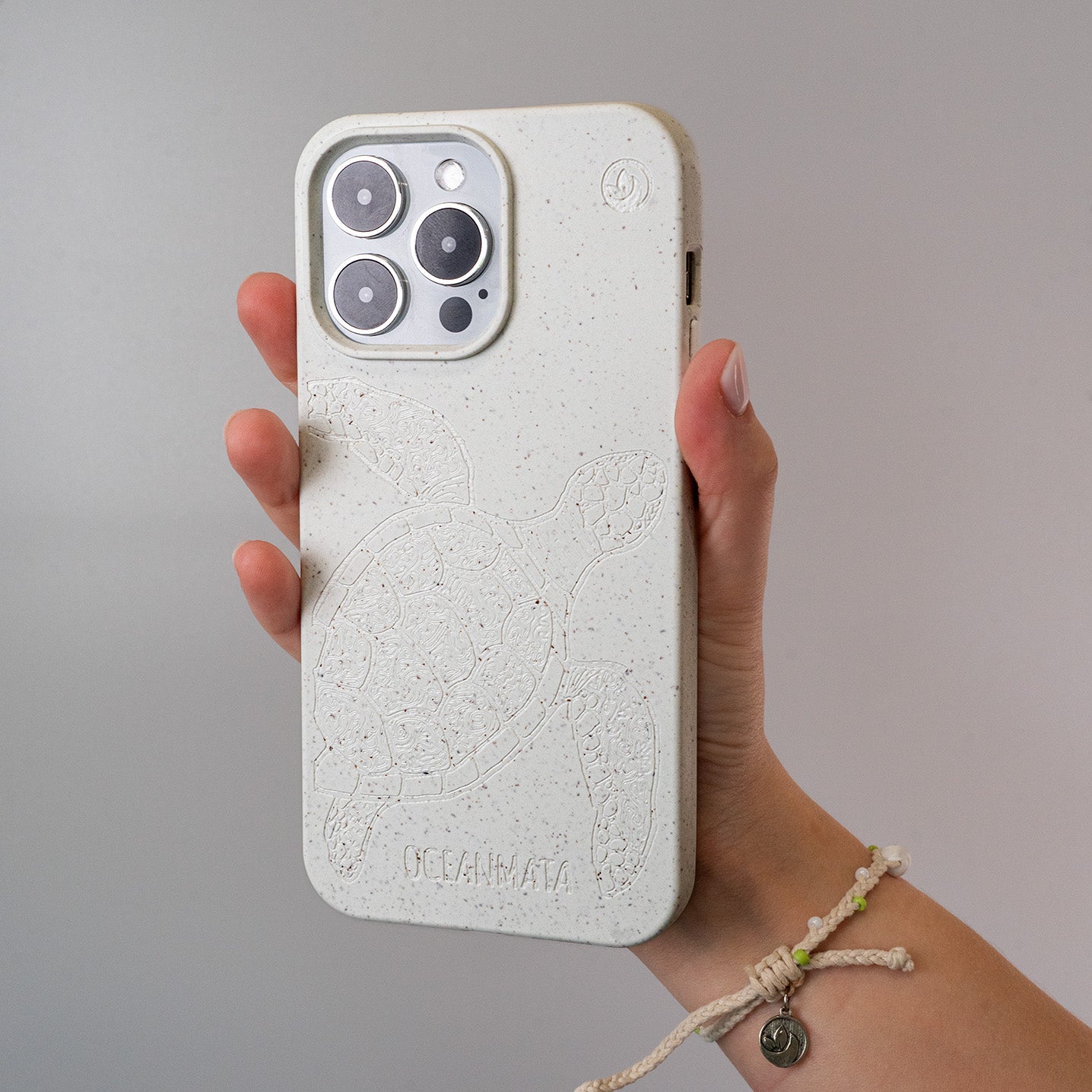 iPhone 17 Pro Case - Colorful Turtle - "Kura-Kura" - sustainable